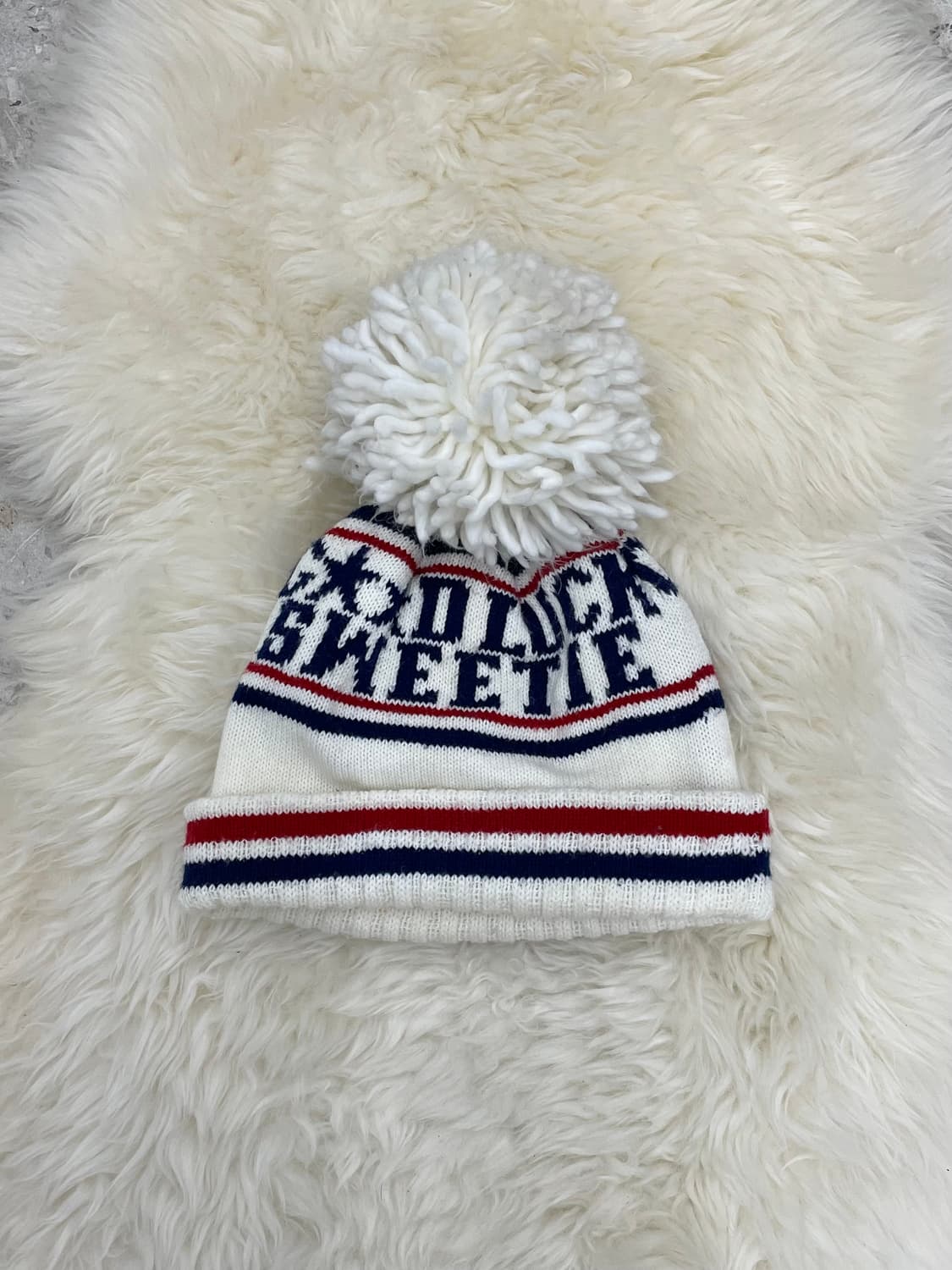 윈터모리 레터링 방울 비니 뉴진스깔 상품이미지1