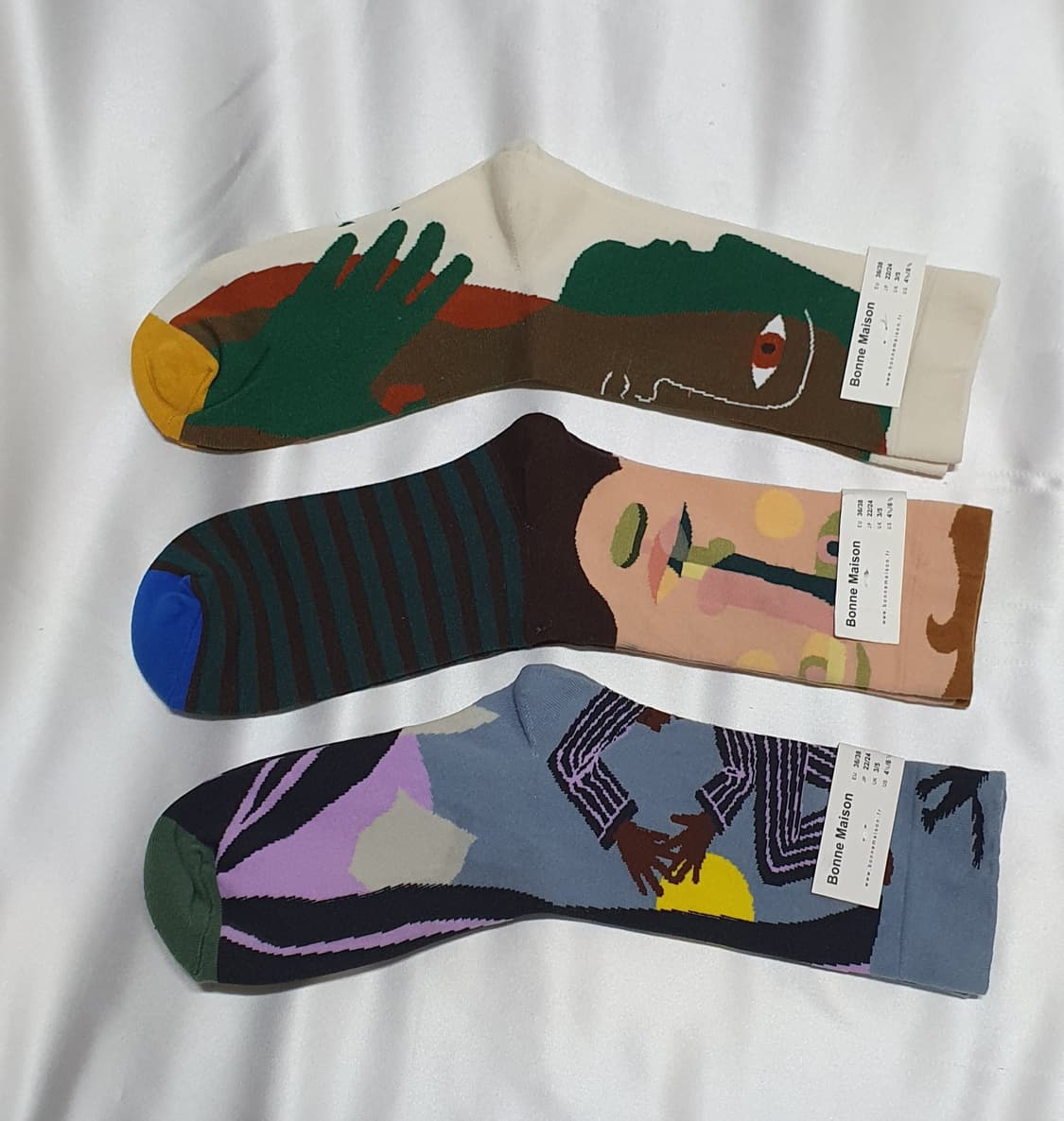 크림베이지 그린 블루 스트라이프 추상 Bonne Maison 본메종 양말 상품이미지1