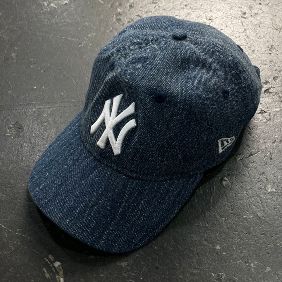 뉴에라 x 모마 MoMA 데님 볼캡  상품이미지1