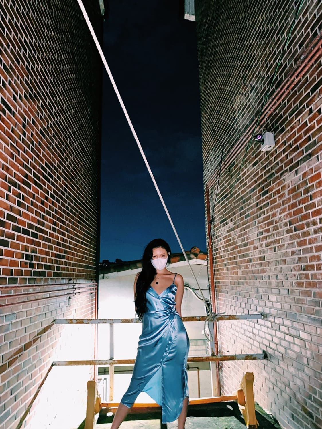 알렉산더왕 언밸런스 실크 원피스 상품이미지7