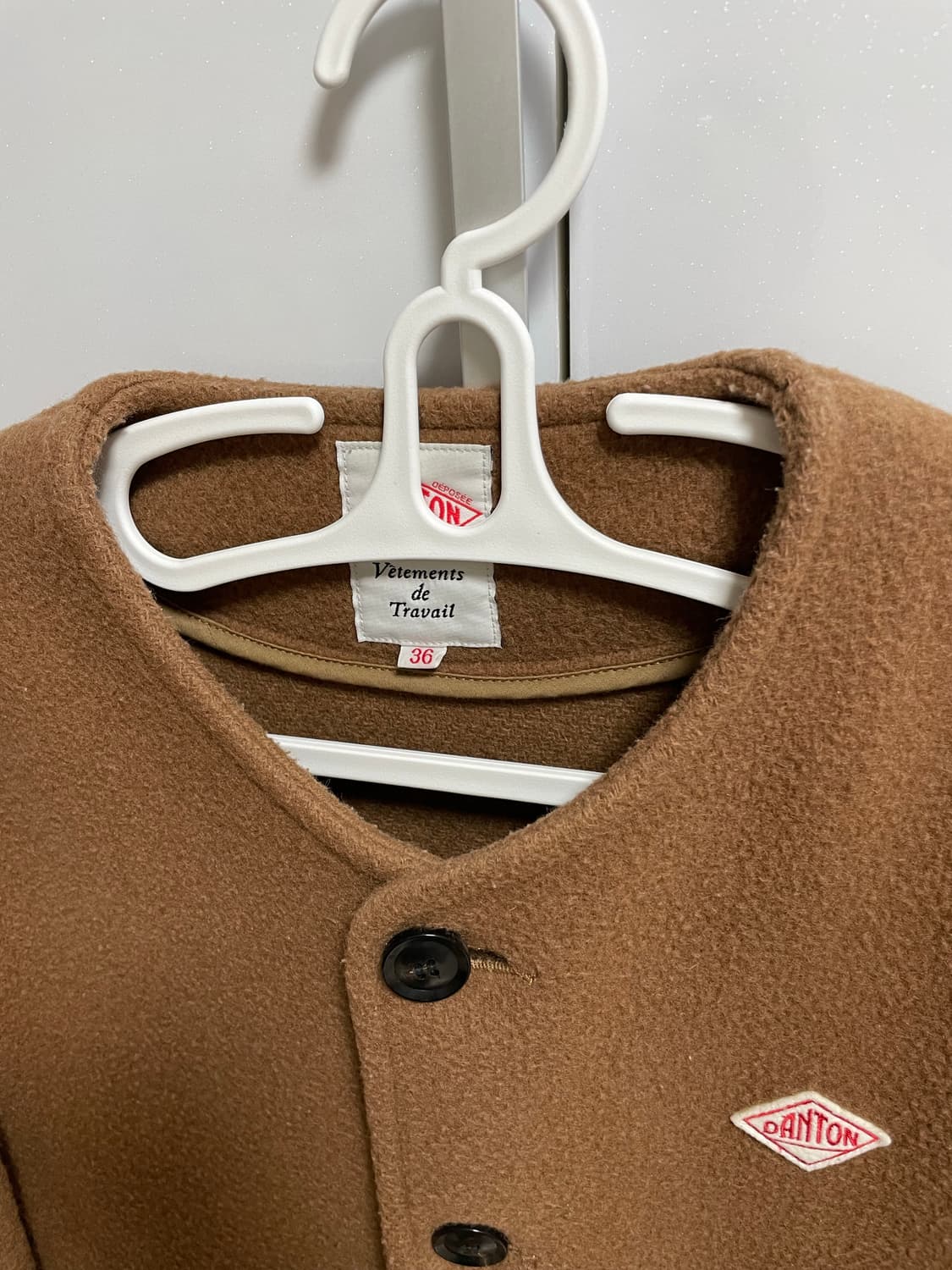 단톤 울 노카라 카라리스 자켓 베이지 36 상품이미지4