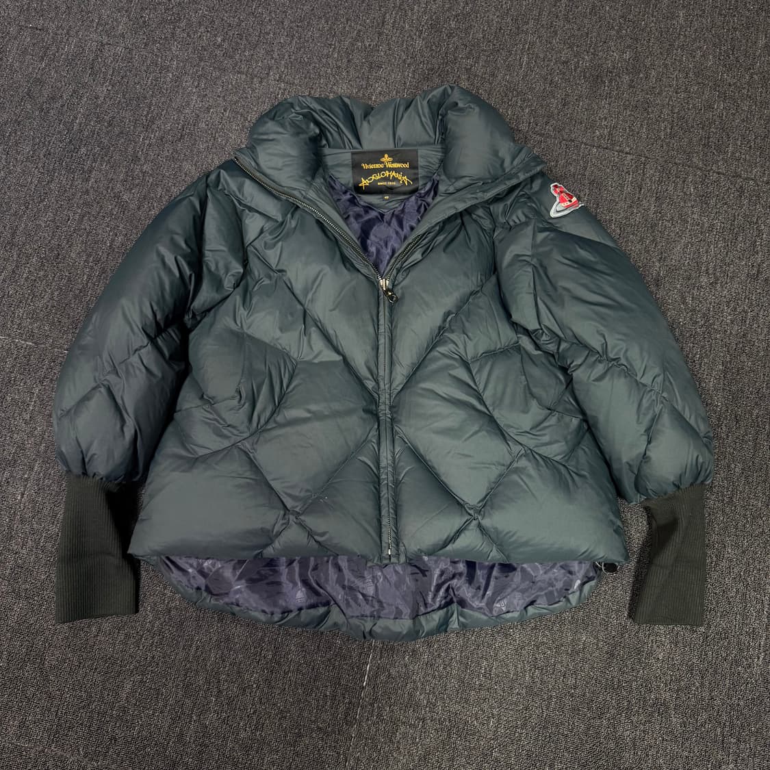 비비안웨스트우드 오알비 자수패치 로고 패딩  상품이미지2