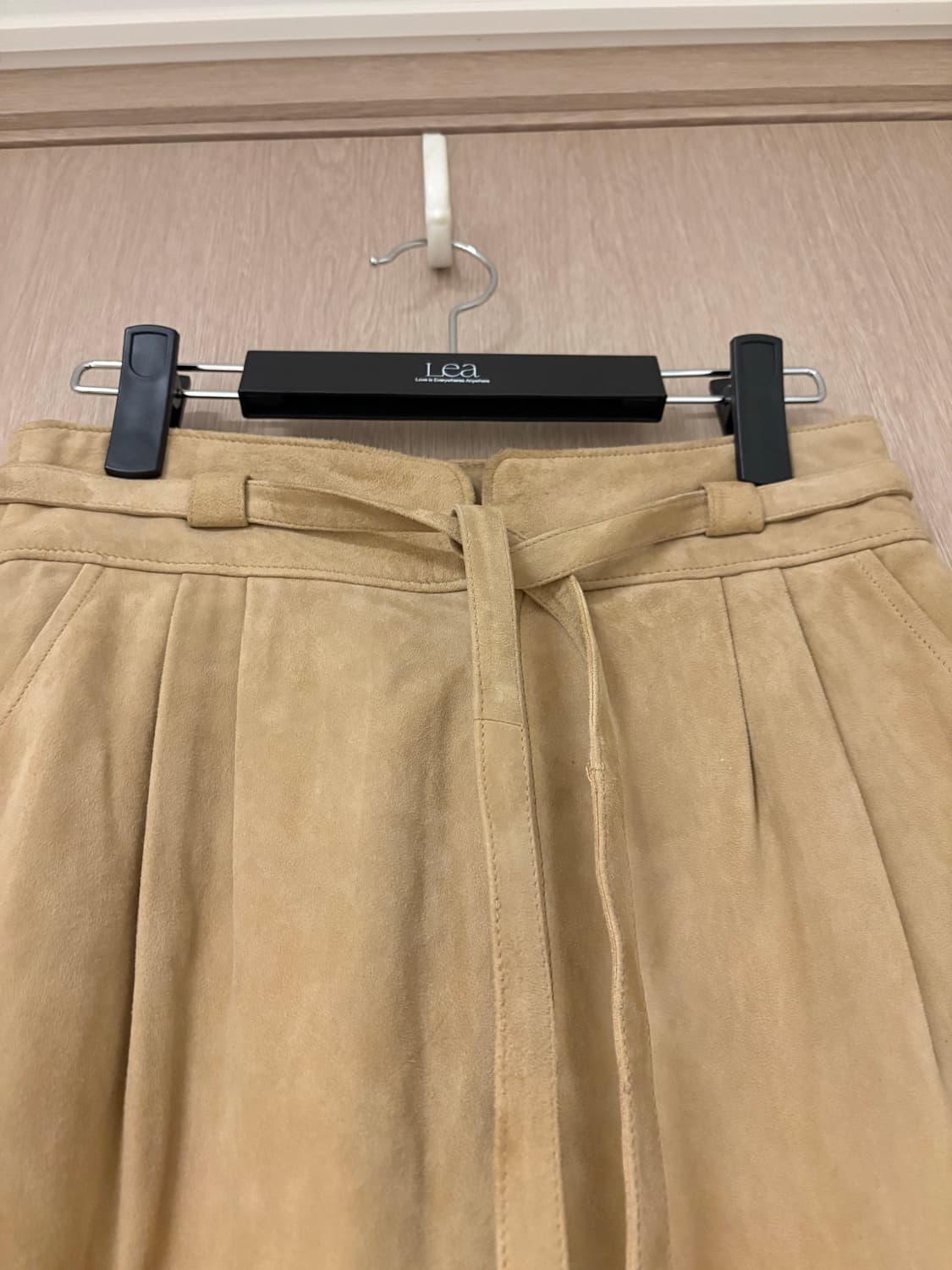 폴로랄프로렌 고트스웨이드 스커트  상품이미지3