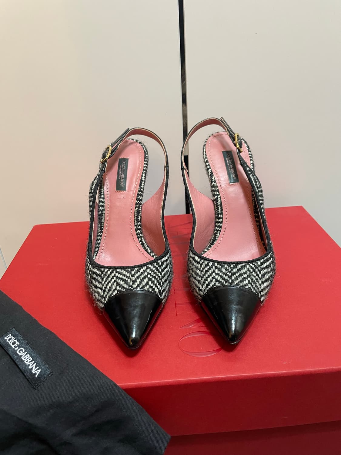 Dolce & Gabbana 36 1/2 상품이미지1