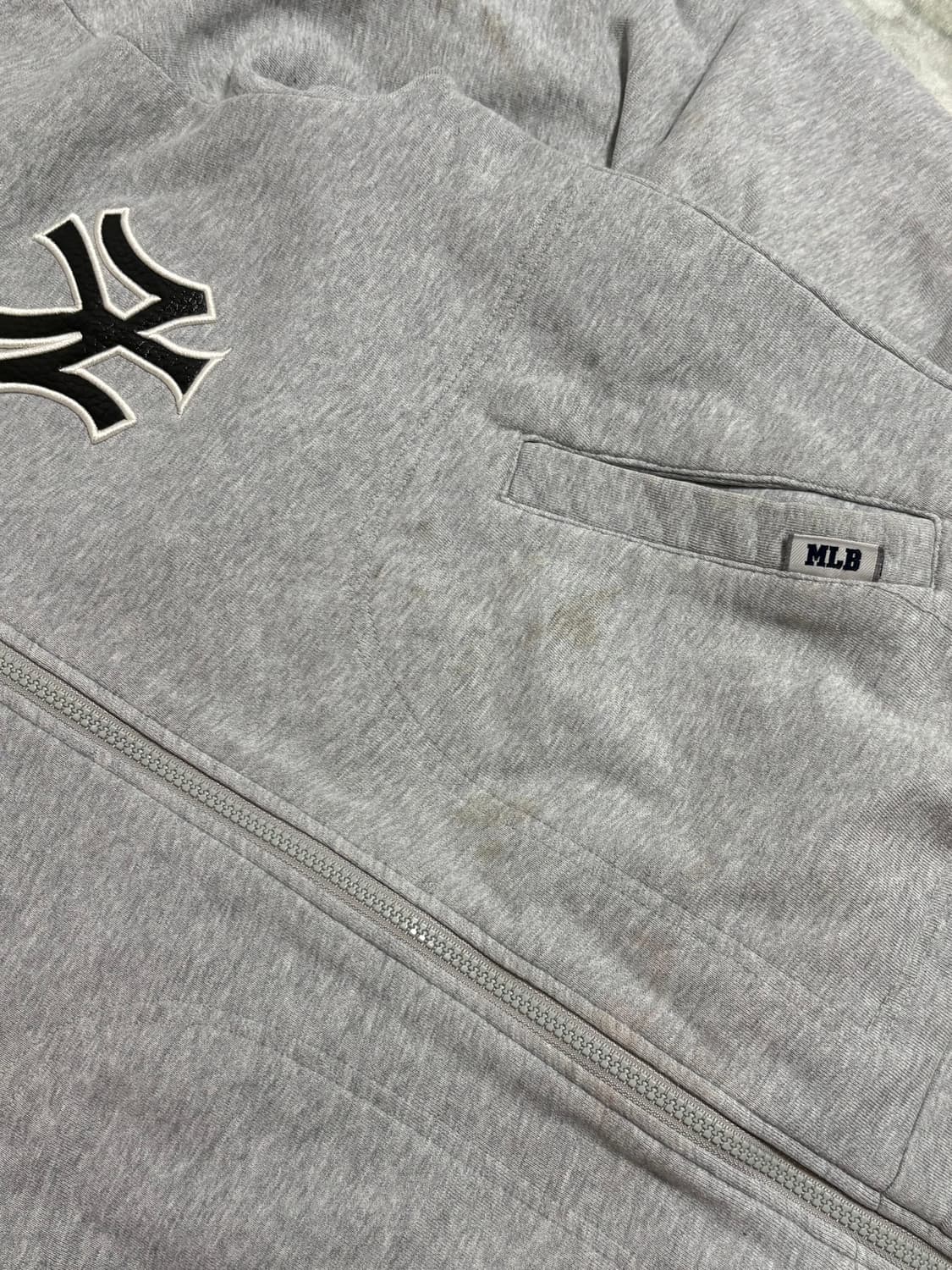 MLB 뉴욕 양키스 레더 자수패치 후드집업 상품이미지5