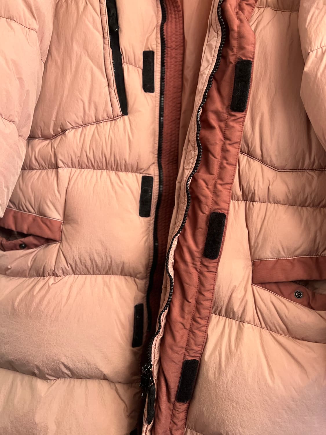 스톤아일랜드 16fw 크링클랩스 핑크롱패딩 상품이미지8