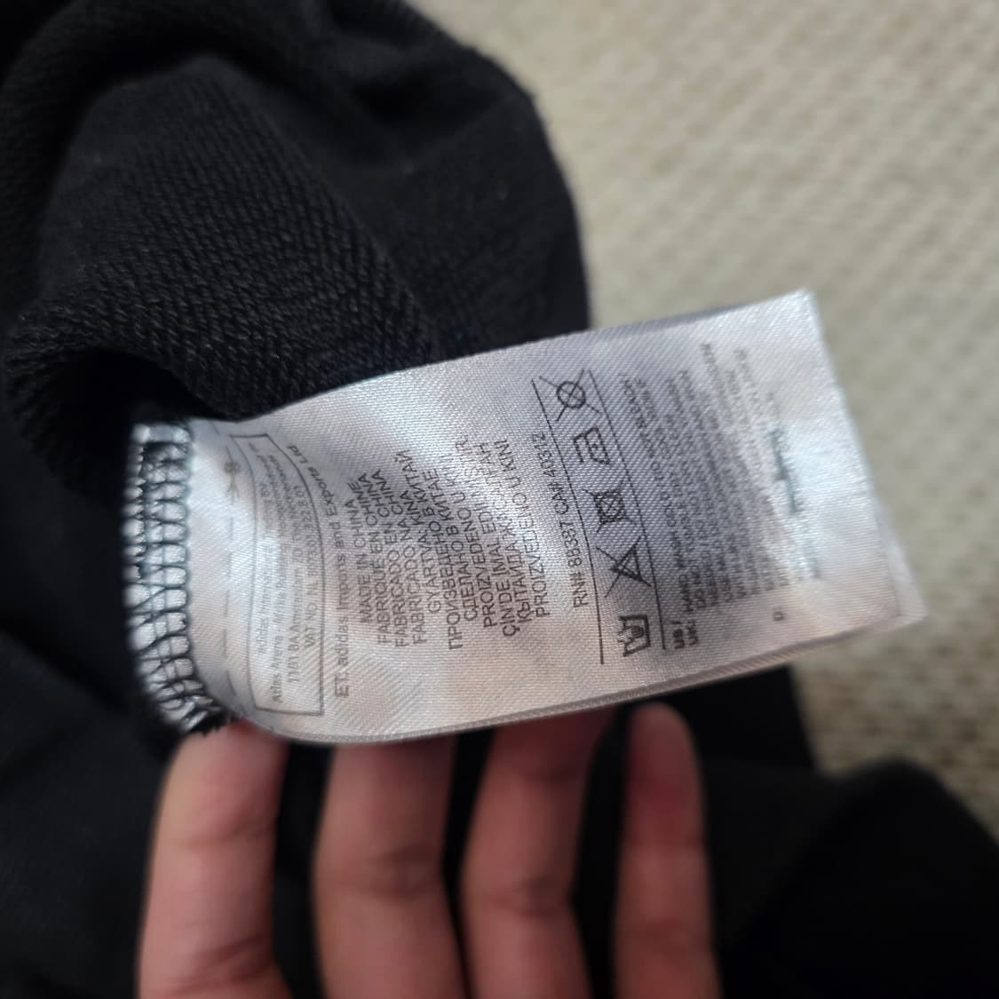 아디다스 x 고샤 루브친스키 맨투맨 블랙 M 상품이미지7