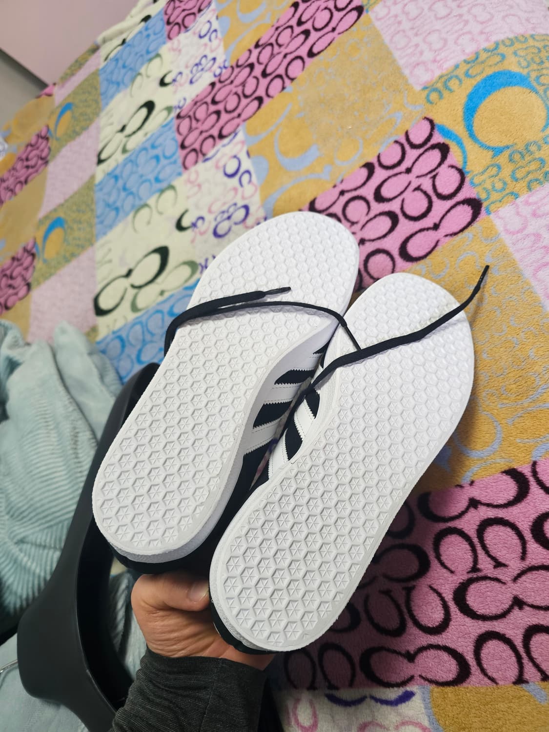 아예 새거)아디다스 가젤 블랙 스웨이드 스니커즈 270 상품이미지6