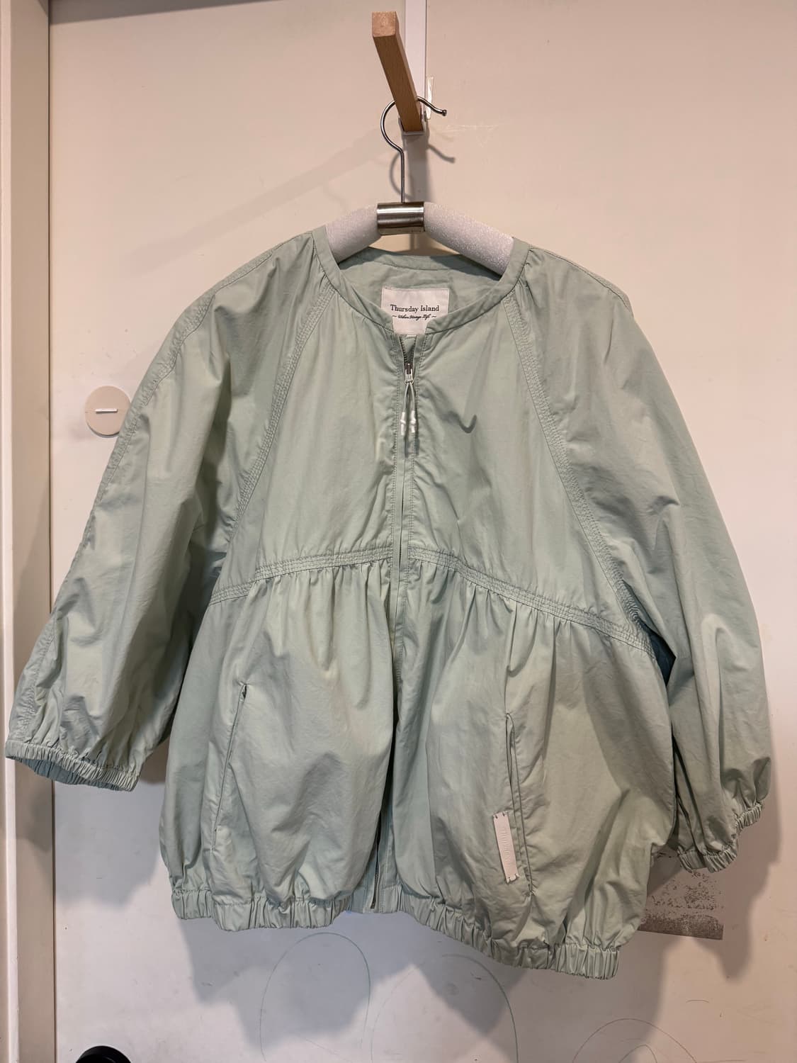 Thursdays island  썰스데이아일랜드 봄 자켓 상품이미지1