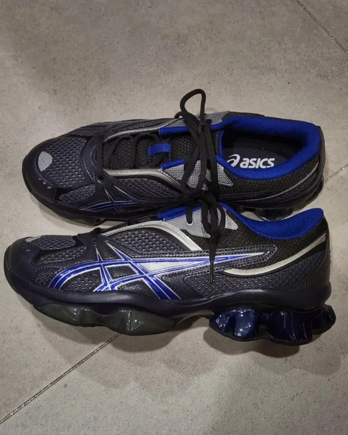 [282.5] 아식스 x 키코 젤 퀀텀 지엔치아 다크 그레이 상품이미지6