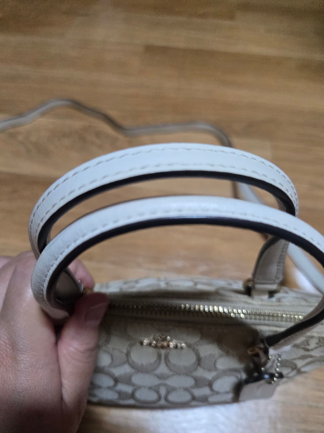 코치 토트백 시그니처 베이지 크로스백.토트백 상품이미지5