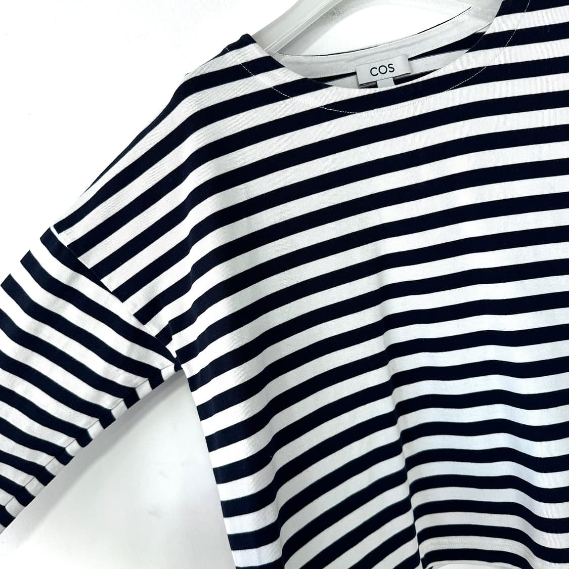 코스 COS 박시 핏 스트라이프 티셔츠 상품이미지3