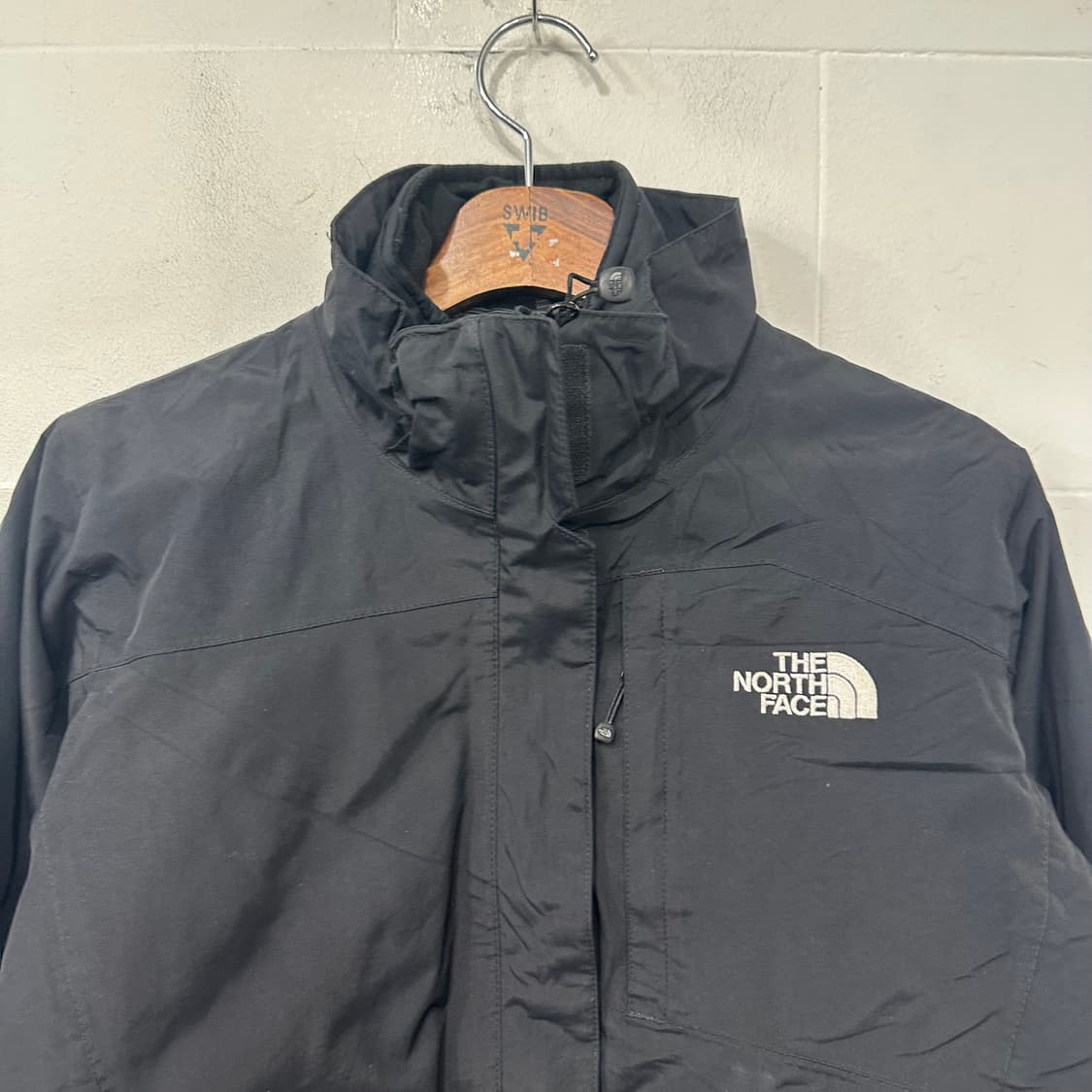 노스페이스 바람막이 상품이미지2