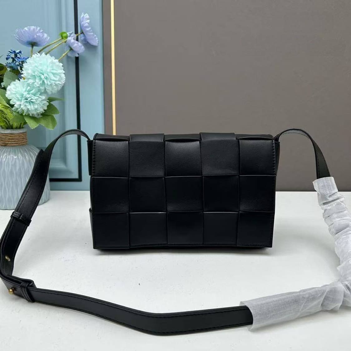 보테가 베네타(Bottega Veneta) 카세트 백
 상품이미지7