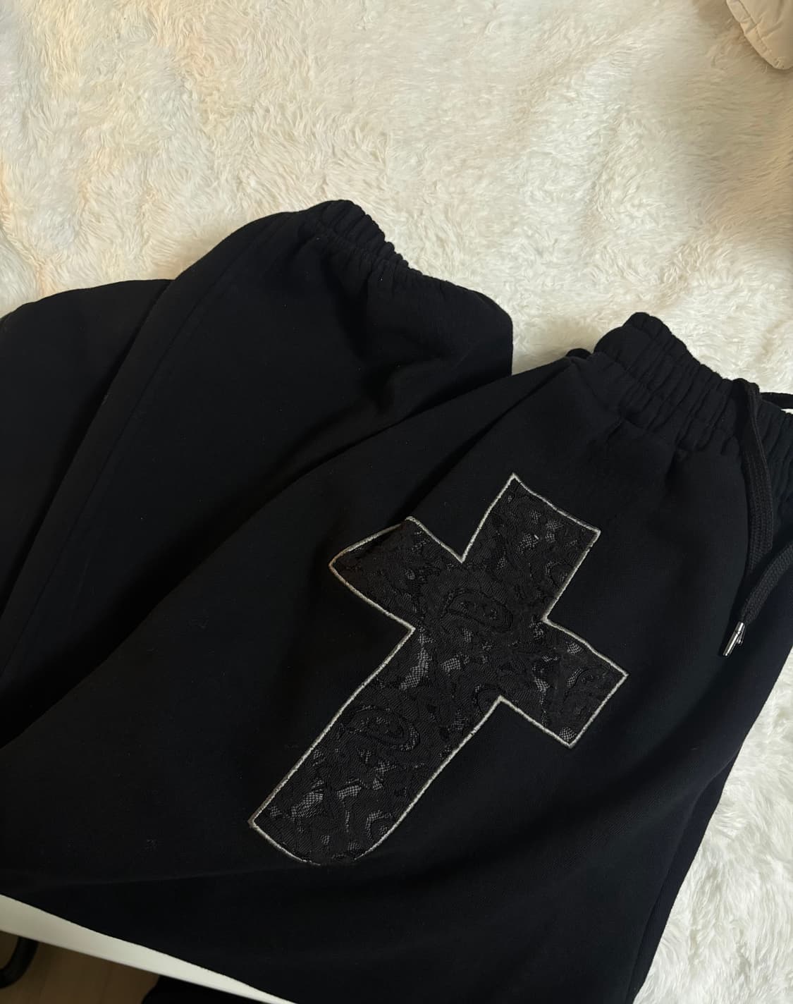 아캄 Laced CROS2 Patch Sweatpants (Black) 상품이미지5
