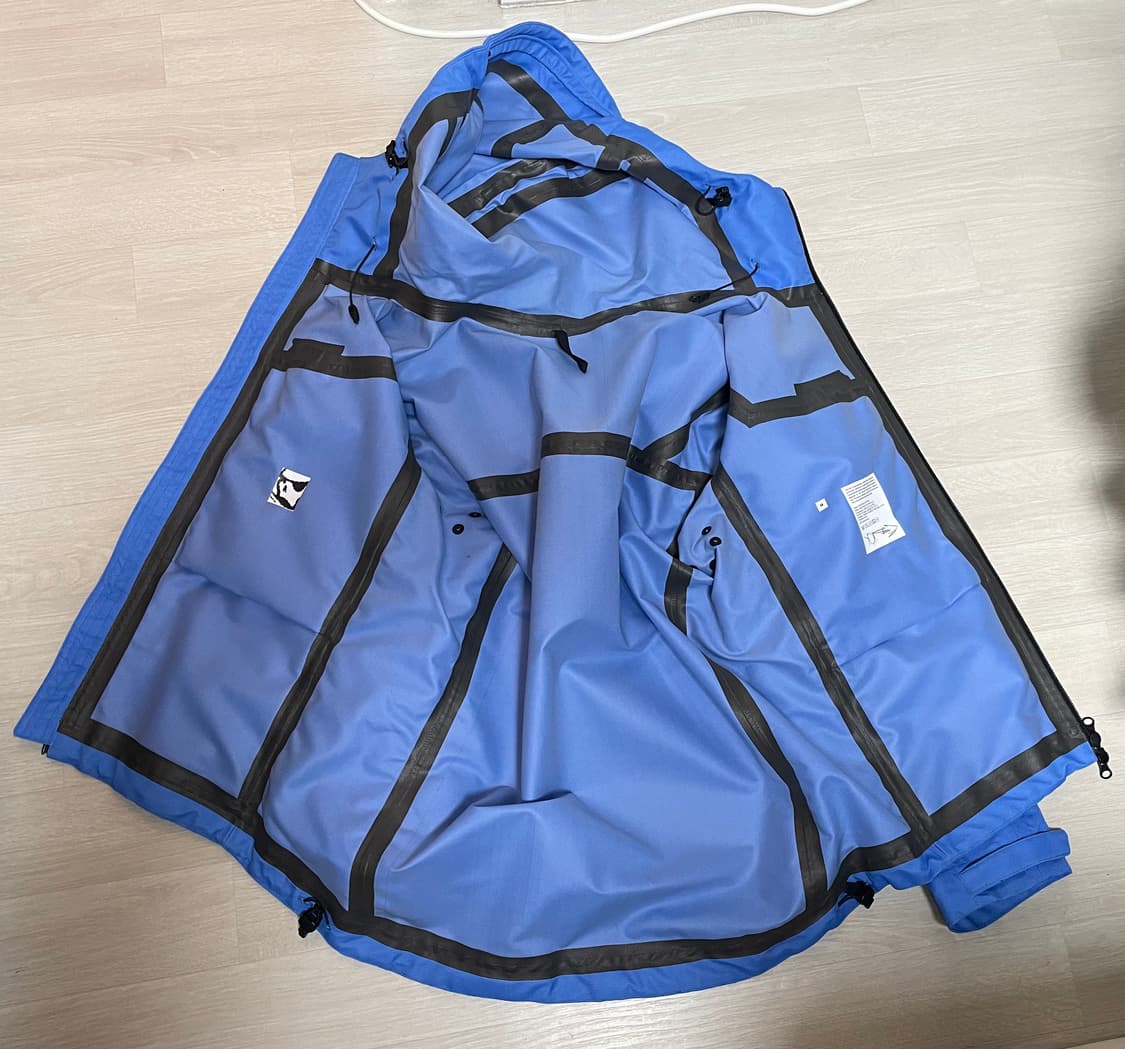 gr10k 2L 워터프루프자켓 M size 상품이미지6