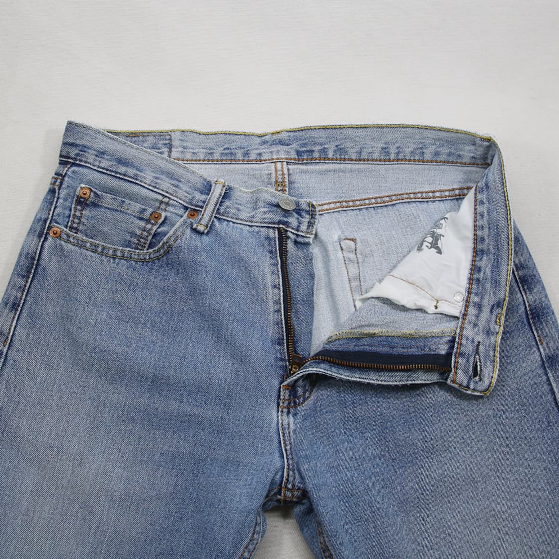 (착용컷) 리바이스 505 (남성용 33) 상품이미지6