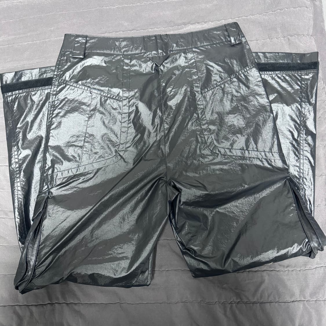 XLIM EP.7 04 TROUSERS GLOSSY Black 상품이미지5