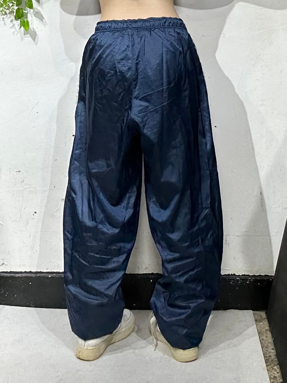 나이키 네이비 와이드 화이트 사이드 라인 트랙 팬츠 댄스 추리닝 바지 L 상품이미지3