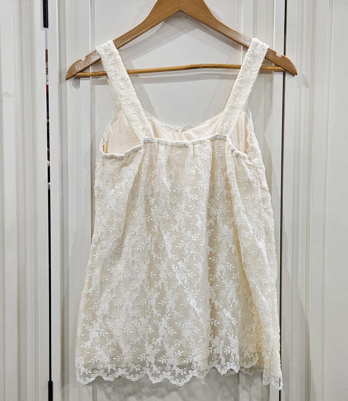 아이보리 레이스 끈나시 블라우스 상품이미지5