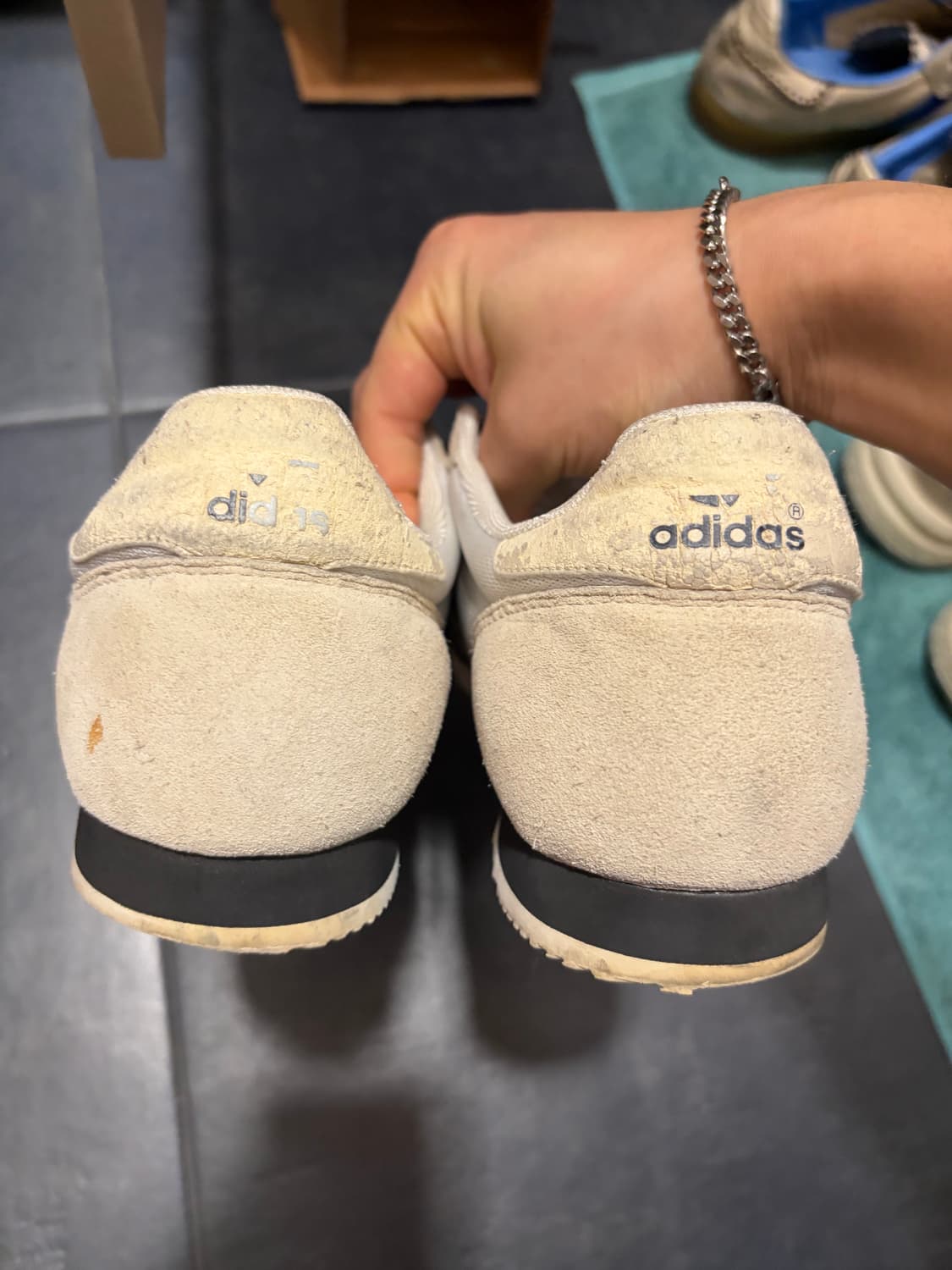 아디다스 드래곤 빈티지 화이트 블랙 상품이미지5