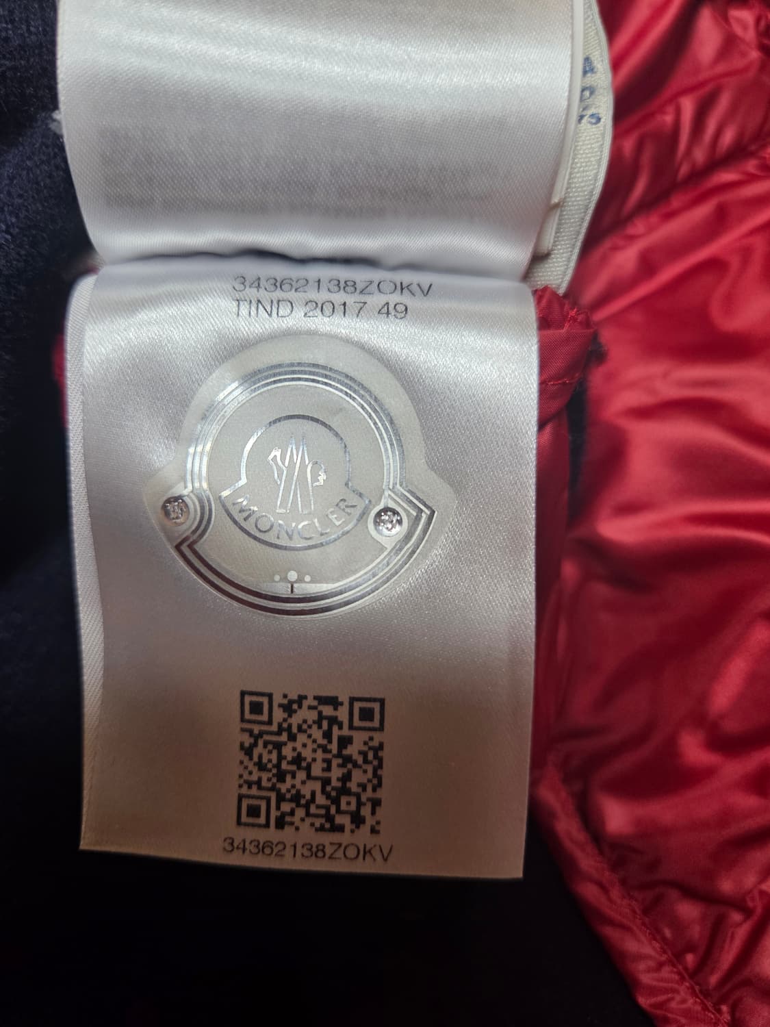 몽클레어 네이비/레드 패딩 니트 상품이미지6