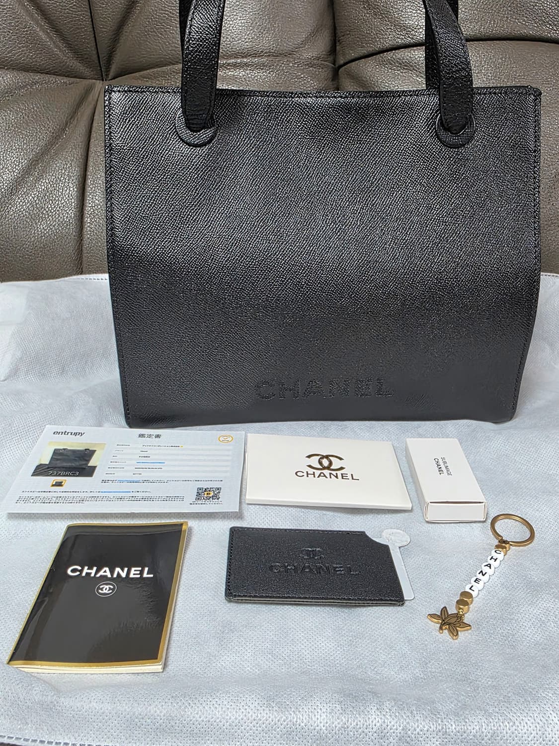 정품 샤넬 미듐 가죽 토트백 컨디션 good 상품이미지2