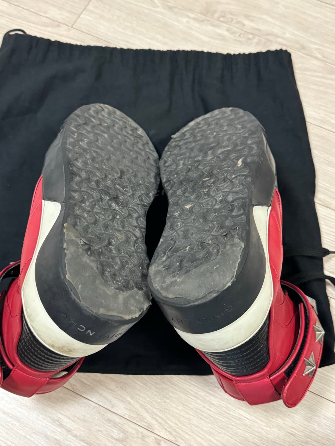 지방시 타이슨 41사이즈 상품이미지5