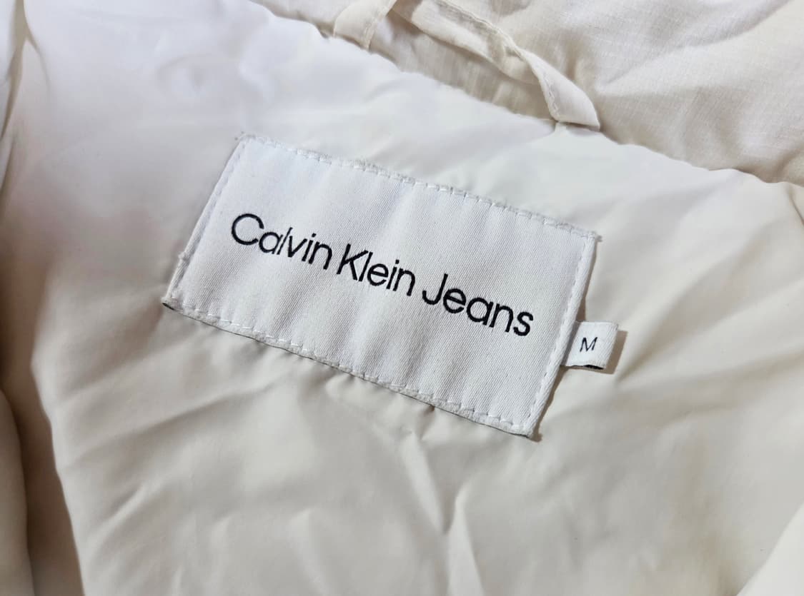 캘빈 클라인 CK 아이보리 푸퍼 숏패딩 상품이미지5