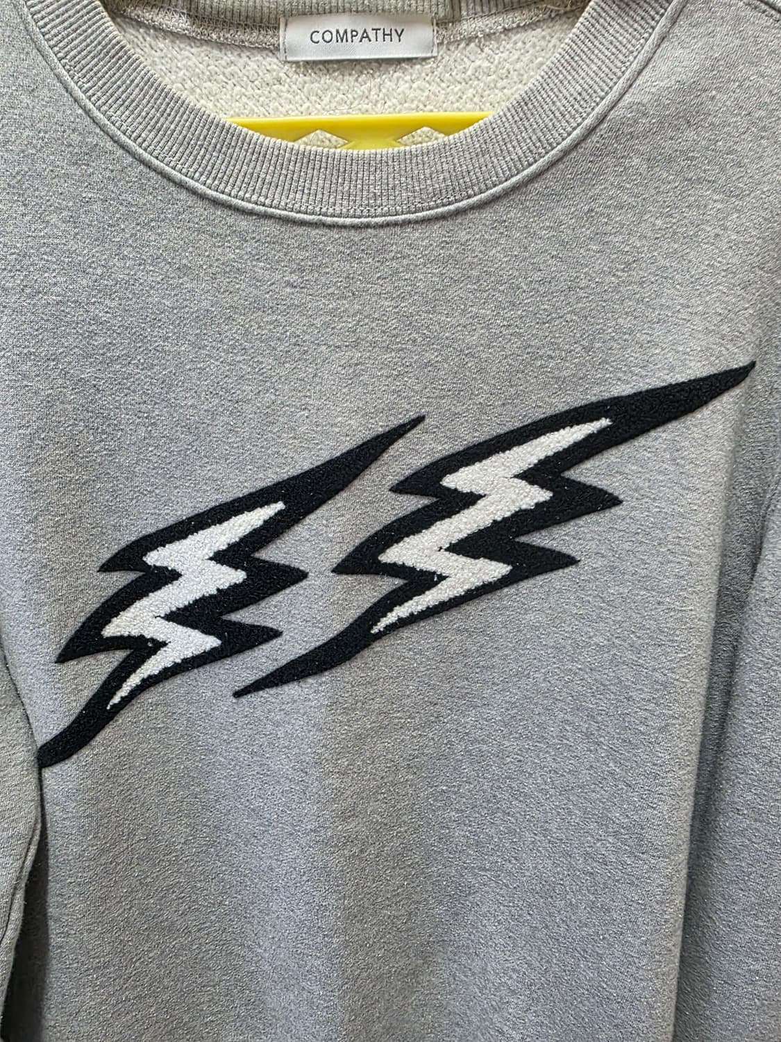 컴파씨 번개 맨투맨 상품이미지2