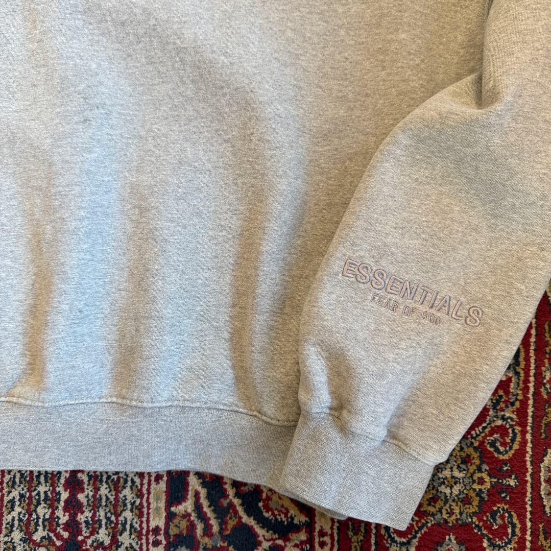 피어오브갓 에센셜 리플렉티브 백로고 스웻셔츠 [ 100 ] 상품이미지5