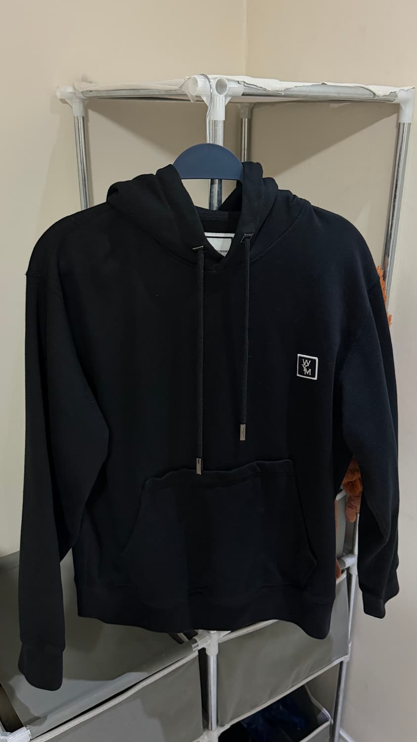 우영미 백로고 46사이즈 블랙 후드티 상품이미지2