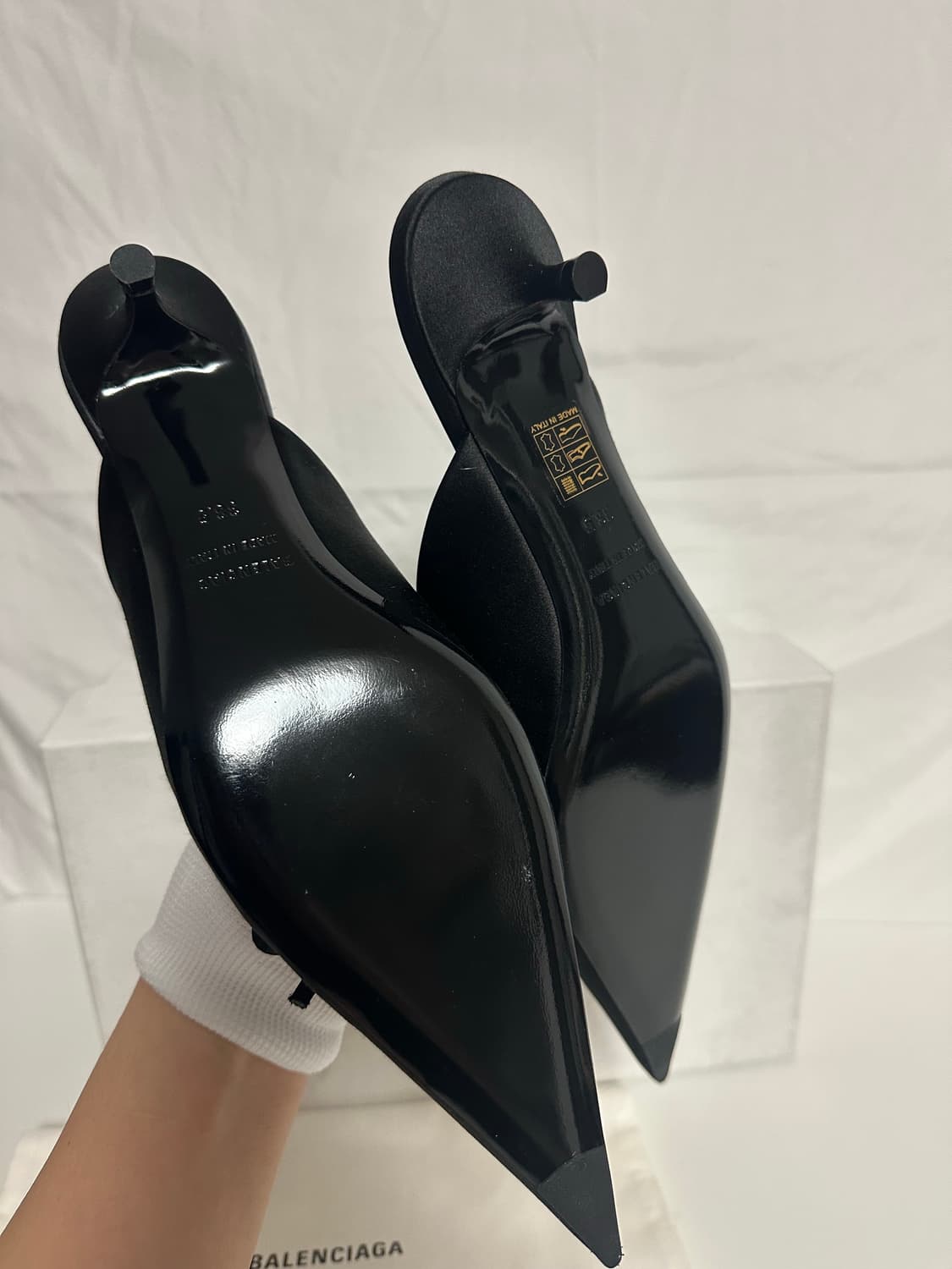 발렌시아가 나이프 보우 뮬 (38.5) 상품이미지4