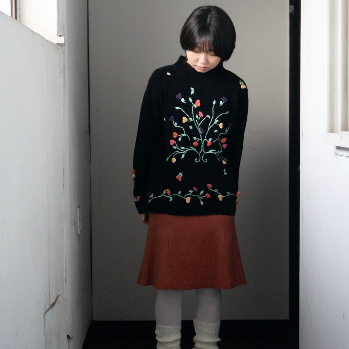 블랙 가든 플라워 자수 니트 상품이미지3