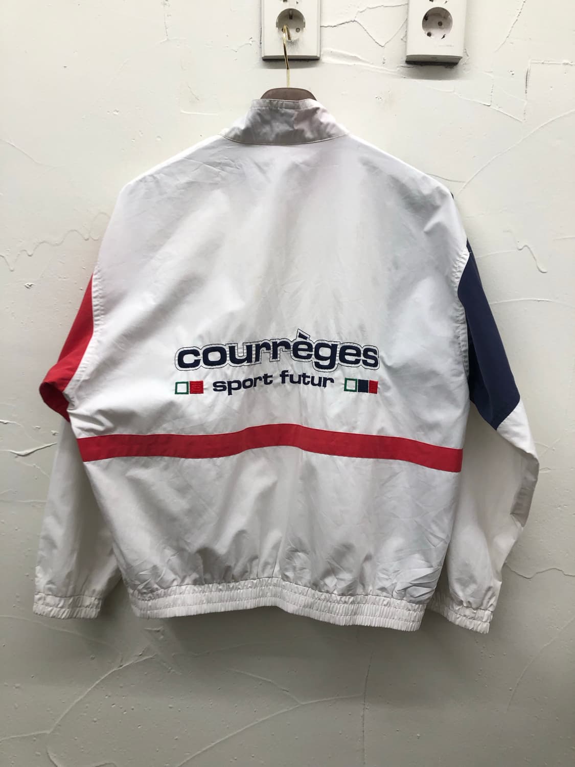 꾸레쥬 스포츠 퓨처 집업 상품이미지2