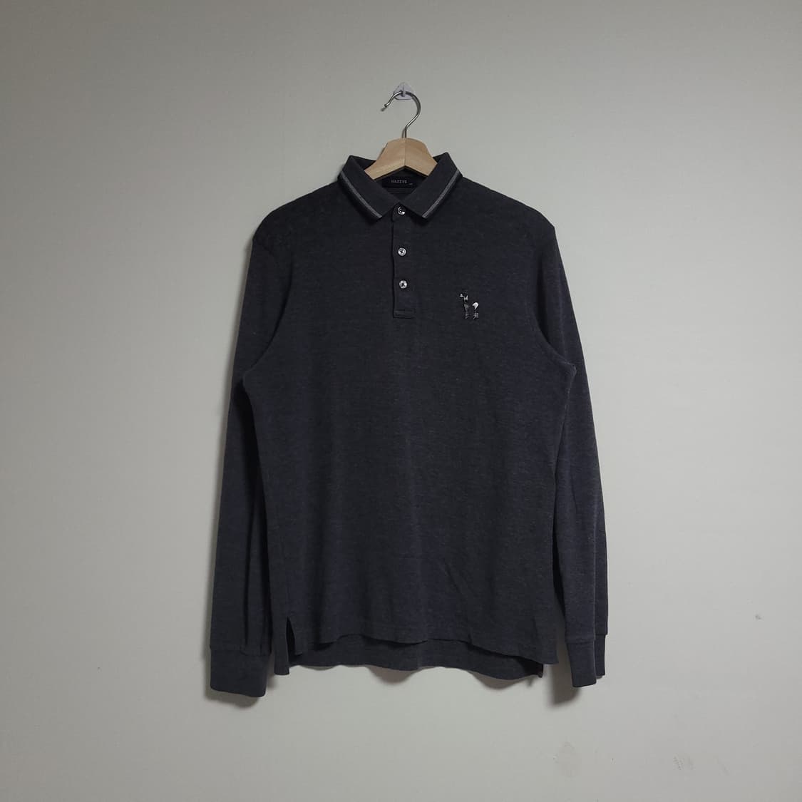 (100) HAZZYS 헤지스 차콜 긴팔 카라 티셔츠 상품이미지1