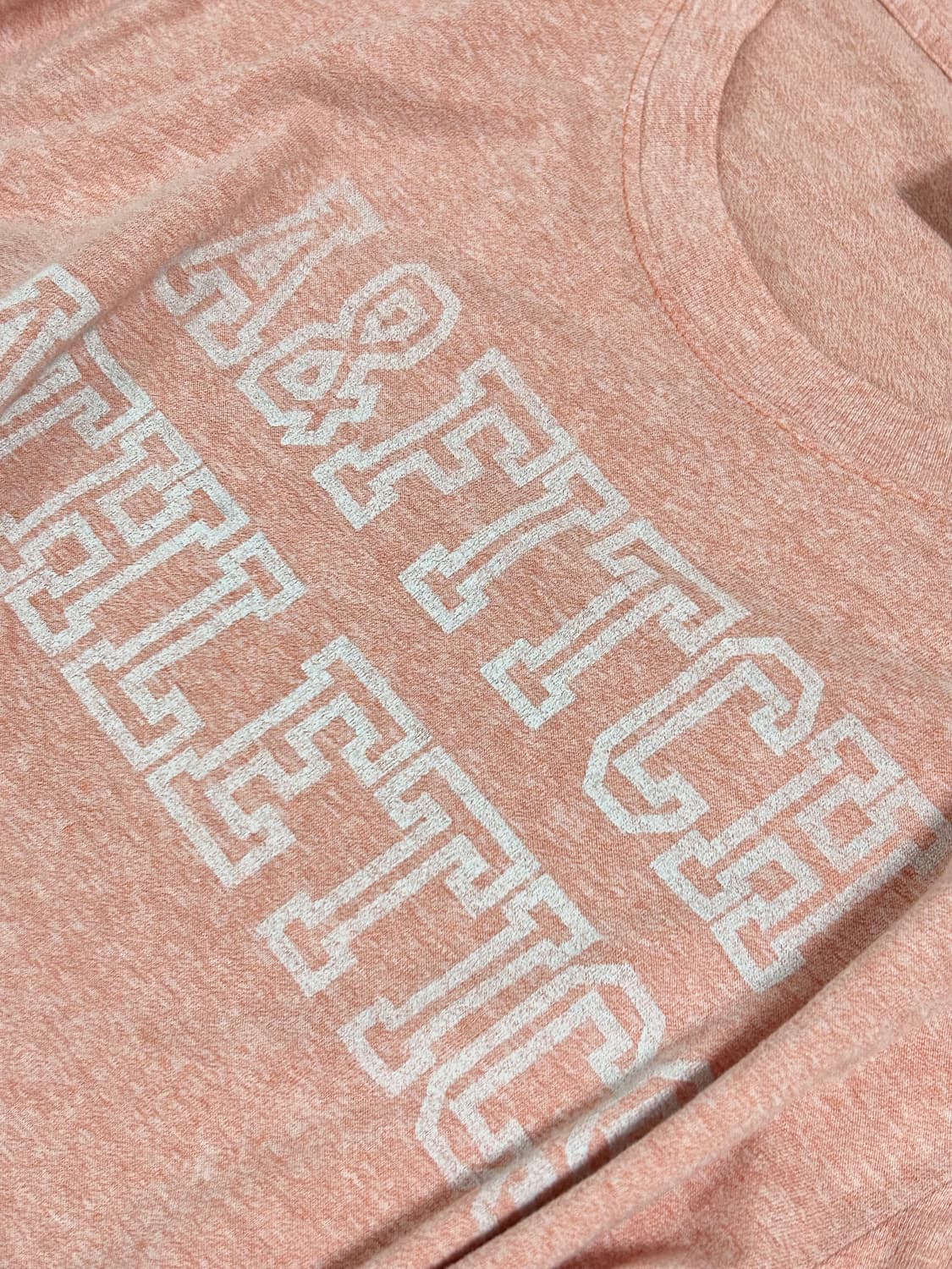 아베크롬비 화이트로고 코랄 인디핑크 반팔 상품이미지2