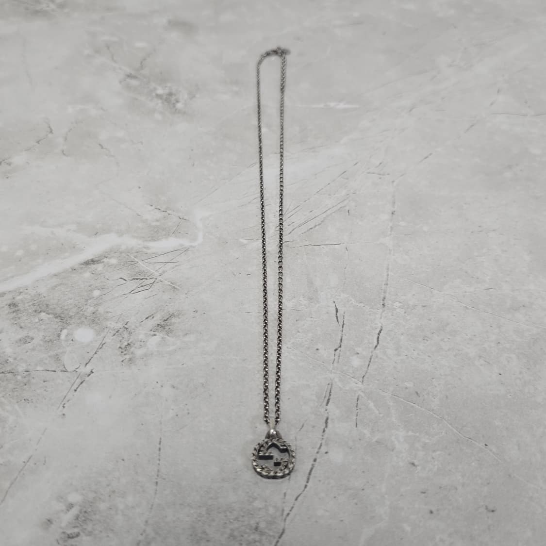 구찌 인터로킹 G 팬던트 네크리스 목걸이 판매 상품이미지1