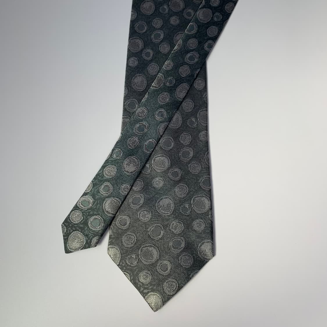 입생로랑(YSL) 명품넥타이 100실크 A+등급 9cm 상품이미지3