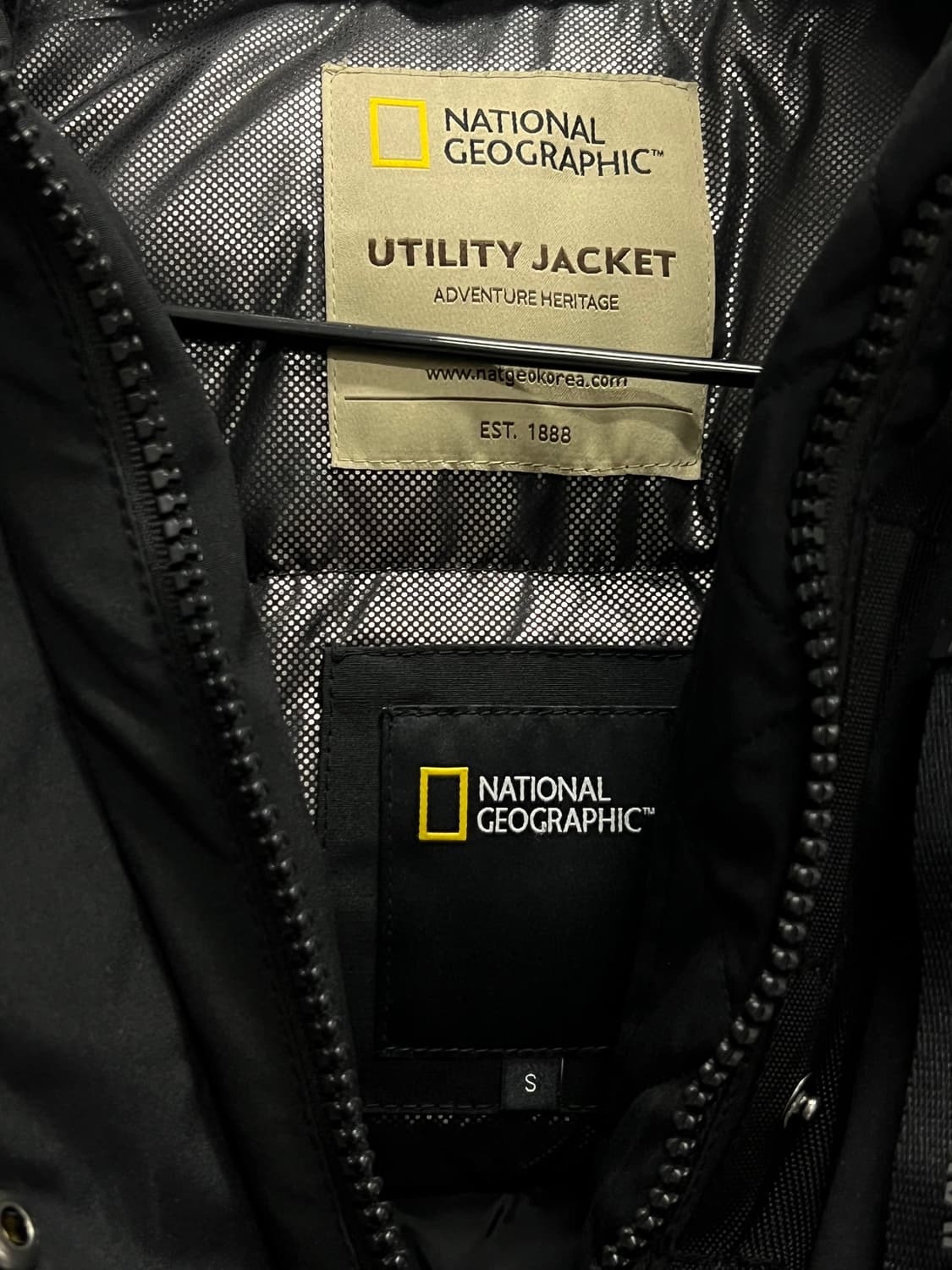 내셔널지오그래픽 타루가 덕다운 숏패딩 블랙 상품이미지5