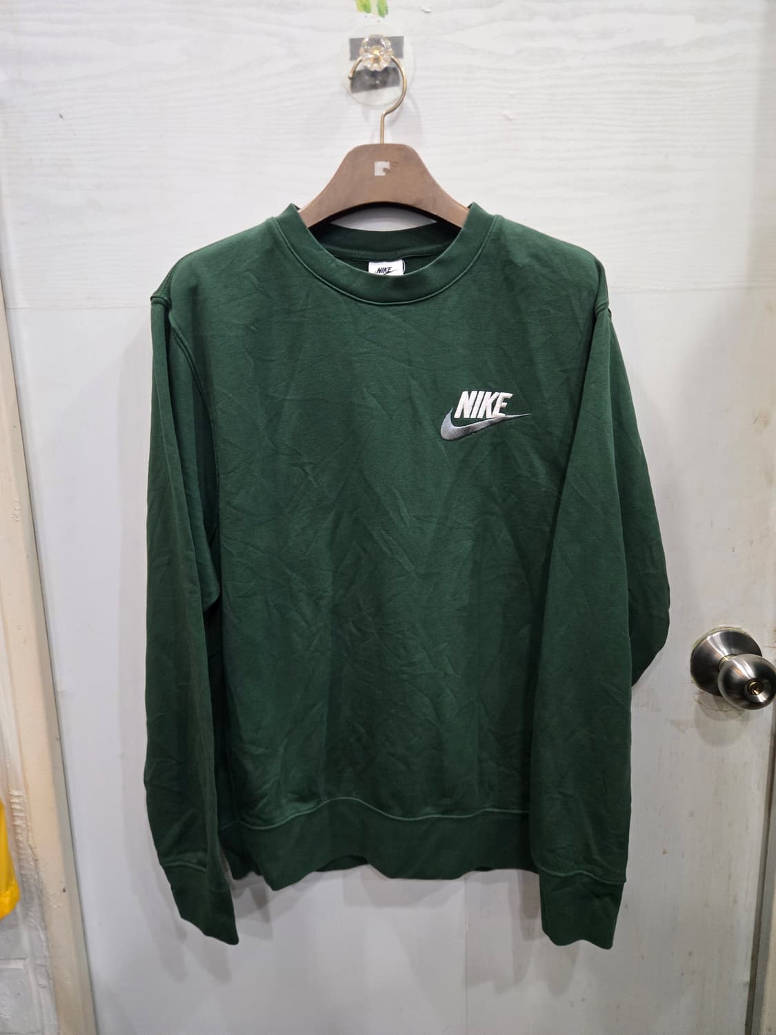 M,95 )) NIKE 나이키 그린 맨투맨! 색상 이뻐요!~ 상품이미지1