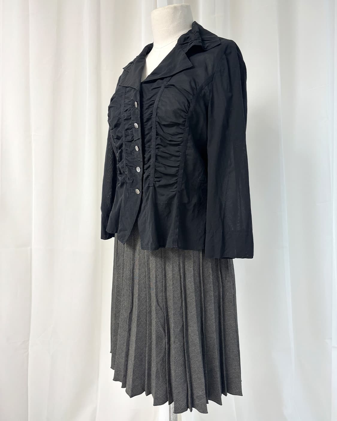 temne two-shirring 3/4 sleeve shirt 상품이미지8