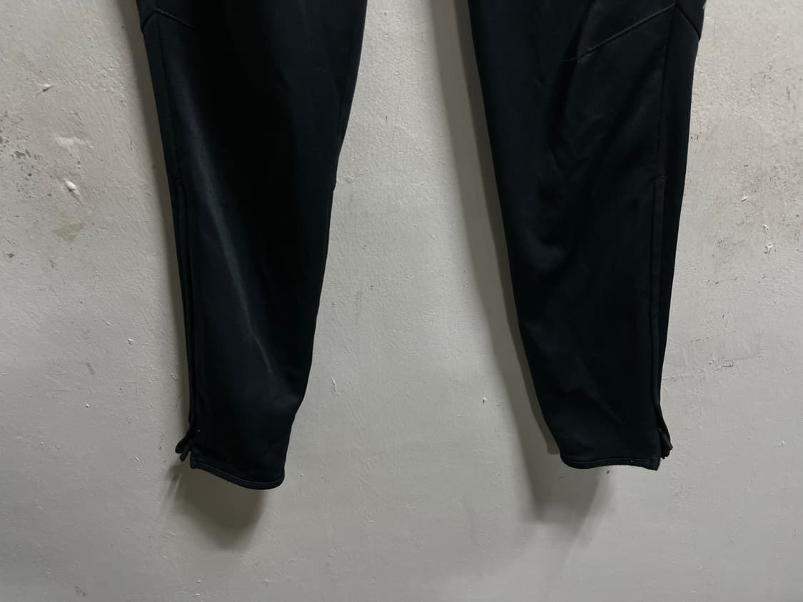 (32-33) 아디다스 기늘성 스판 밴딩 트랙팬츠 상품이미지3