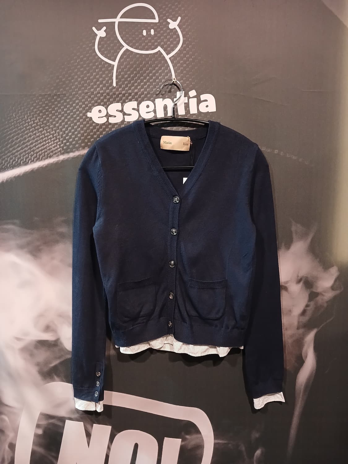 마땡킴 네이비 레이어드 니트 상품이미지1