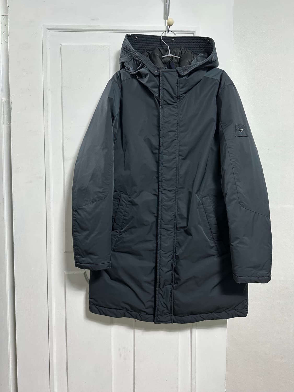 시리즈 후드 패딩 상품이미지1