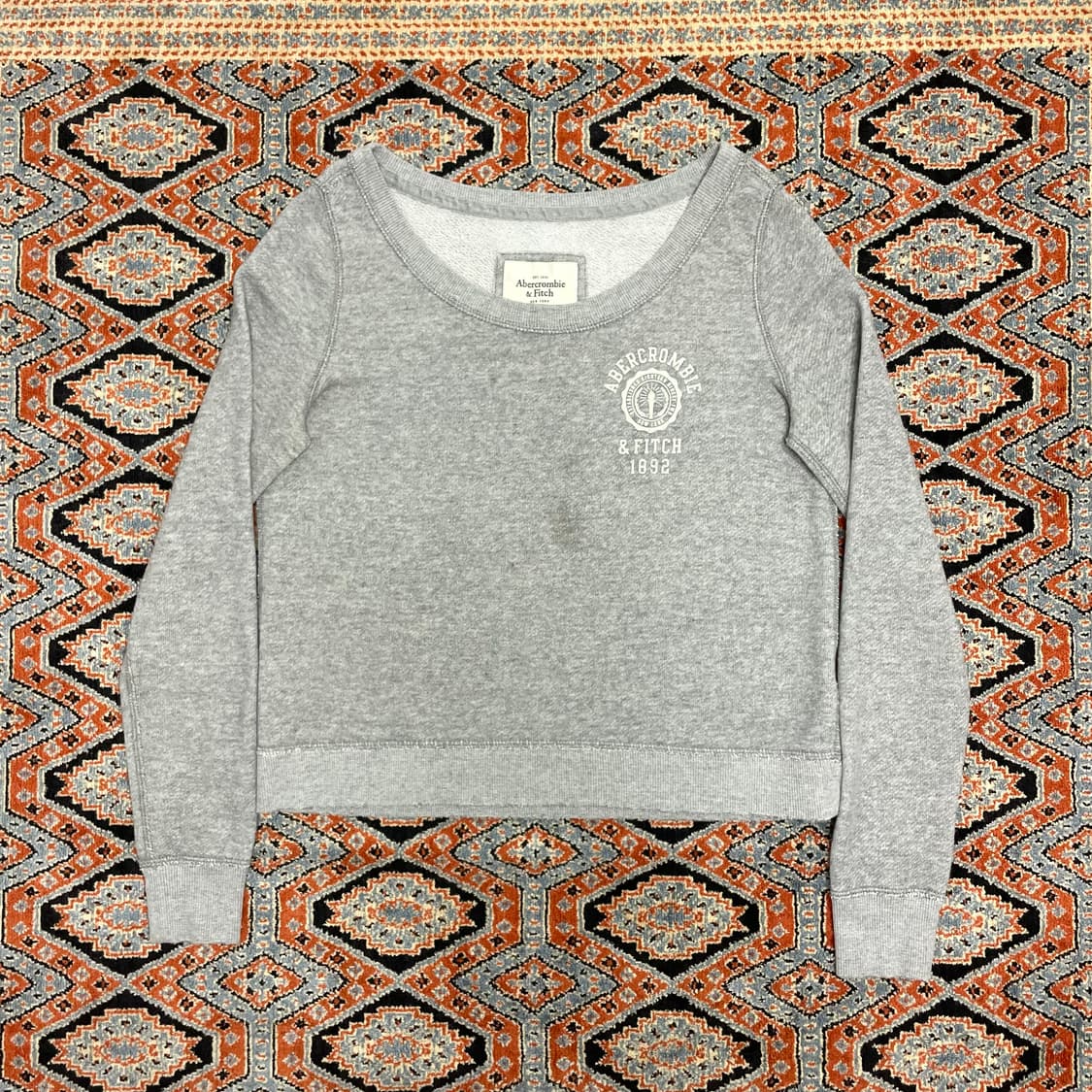 아베크롬비 그레이 보트넥 크롭 맨투맨 여성M 상품이미지1