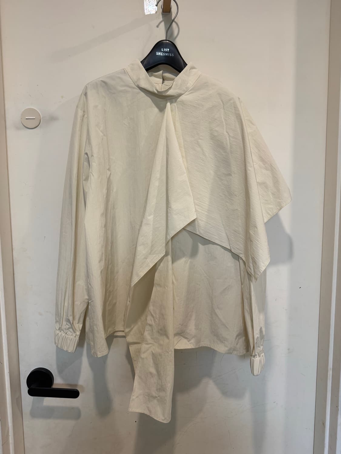 yuri yim 유리임 스카프 블라우스 상품이미지6