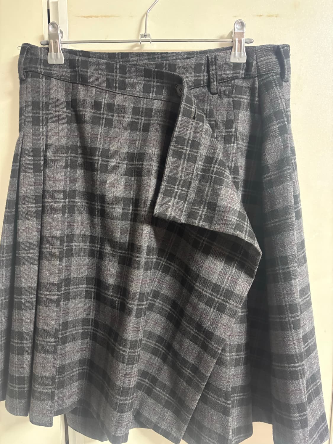 LCDC TM 엘씨디씨티엠 체크드 플리츠 미디 스커트 상품이미지4