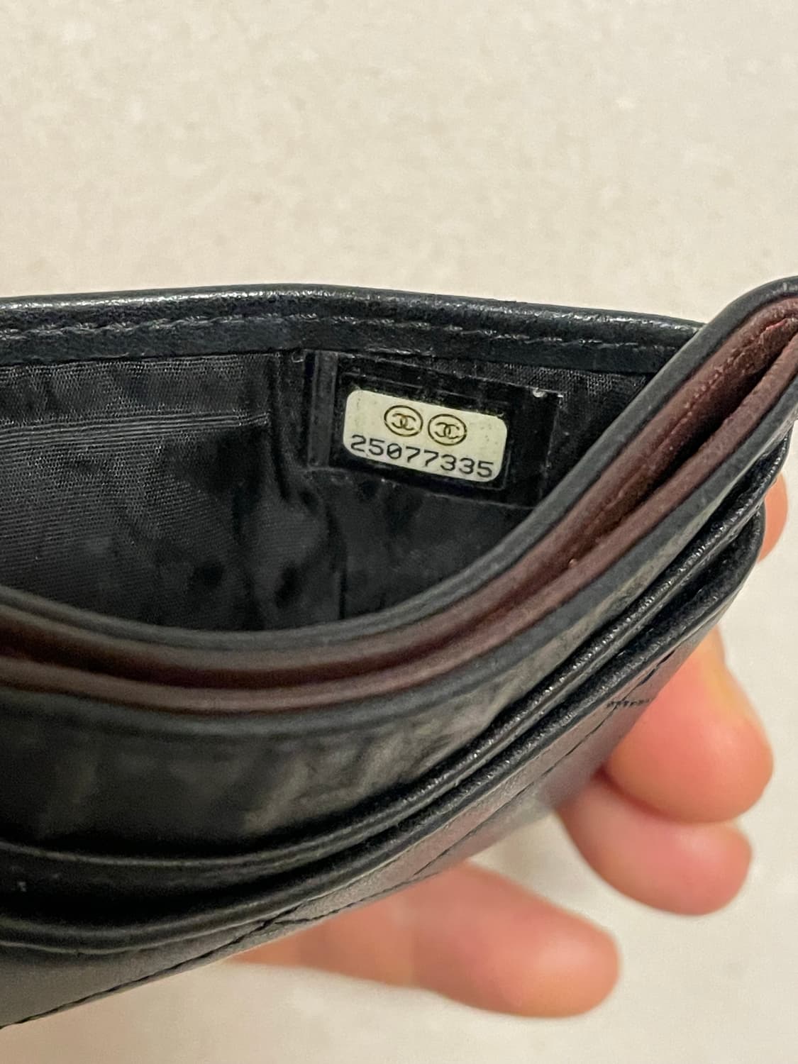 샤넬 클래식 램스킨 은장 카드 홀더 (25번대) 상품이미지3