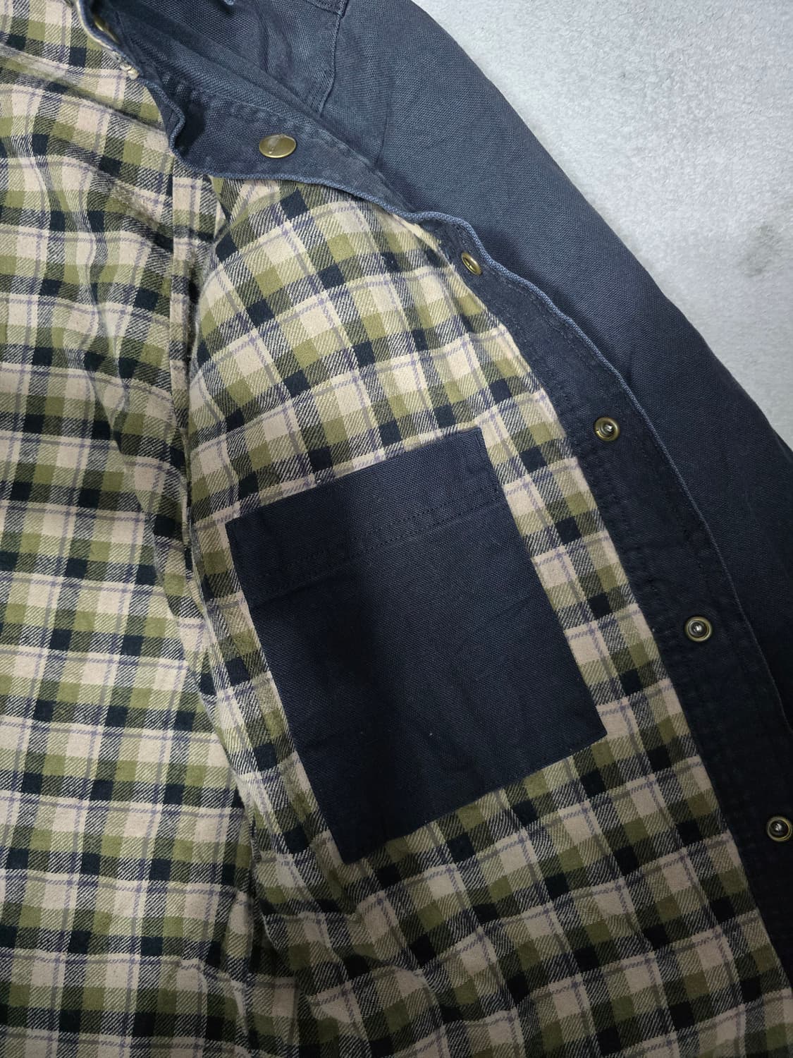 Karhartt 칼하트 블랙 체크 안감 워크 자켓 상품이미지4